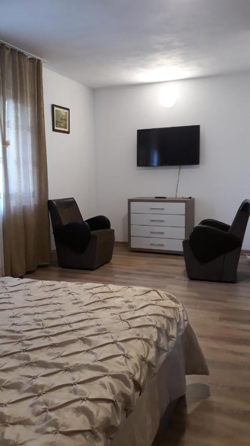 Casa Mariana - Comuna Arefu, Transfagarasan Căpăţîneni-Ungureni Eksteriør bilde